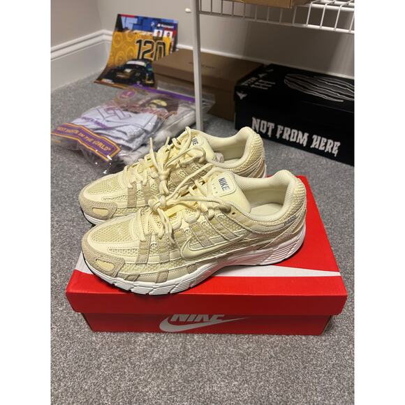 *Brand New In Box* Nike p 6000 se 'Alabaster' (8.5M, 10W) - Picture 1 of 5